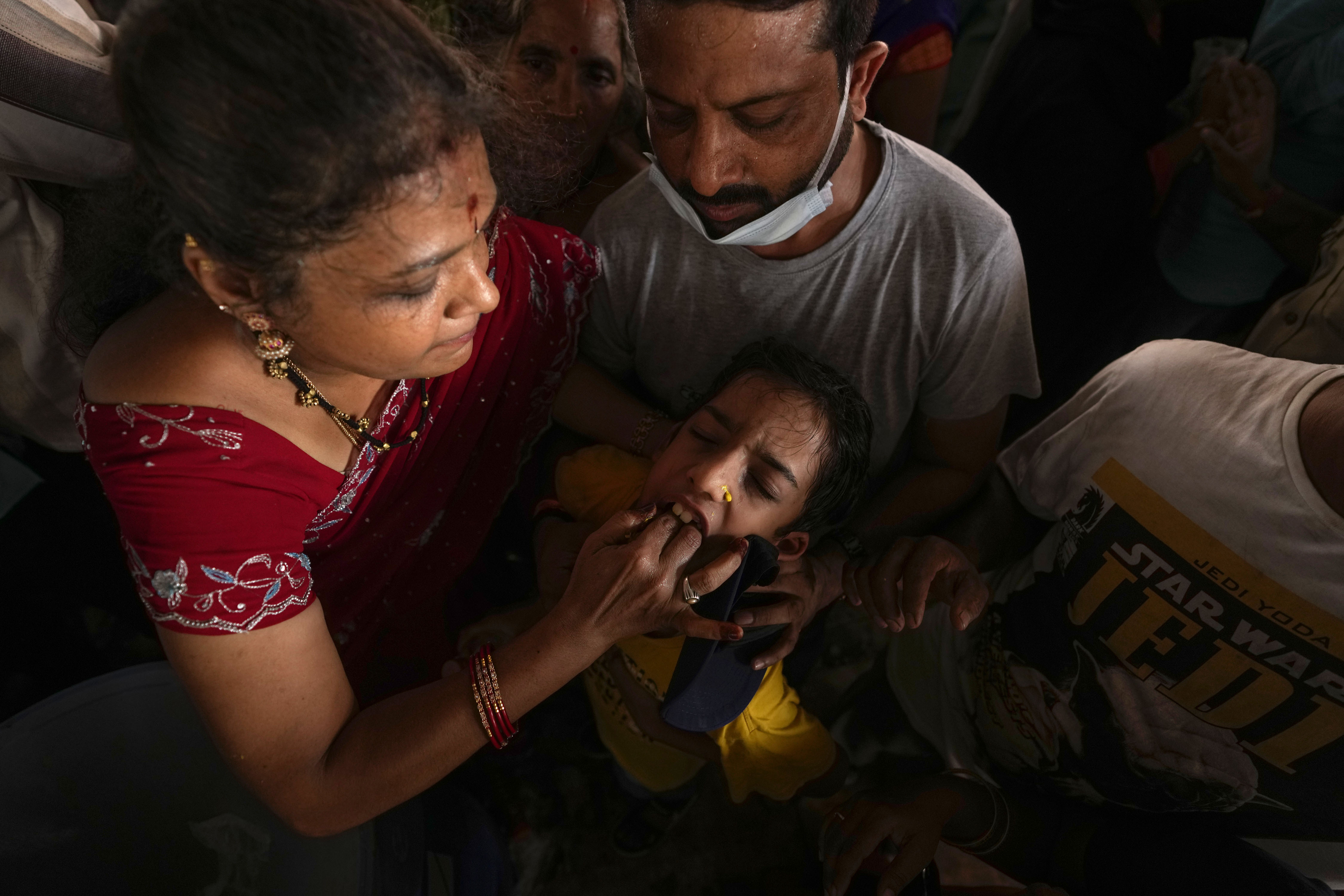 （外代一线）印度：“鱼药”治哮喘