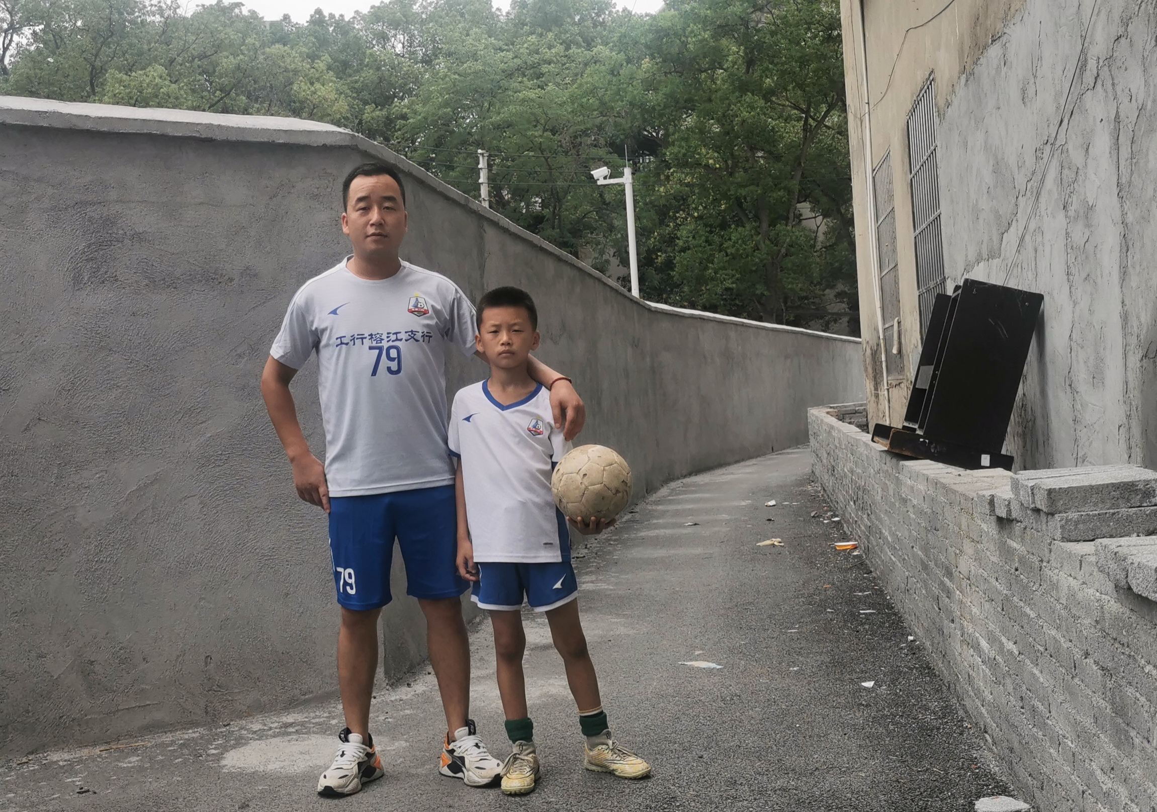 贵州村超足球榕江,贵州村超足球场地在榕江县城吗