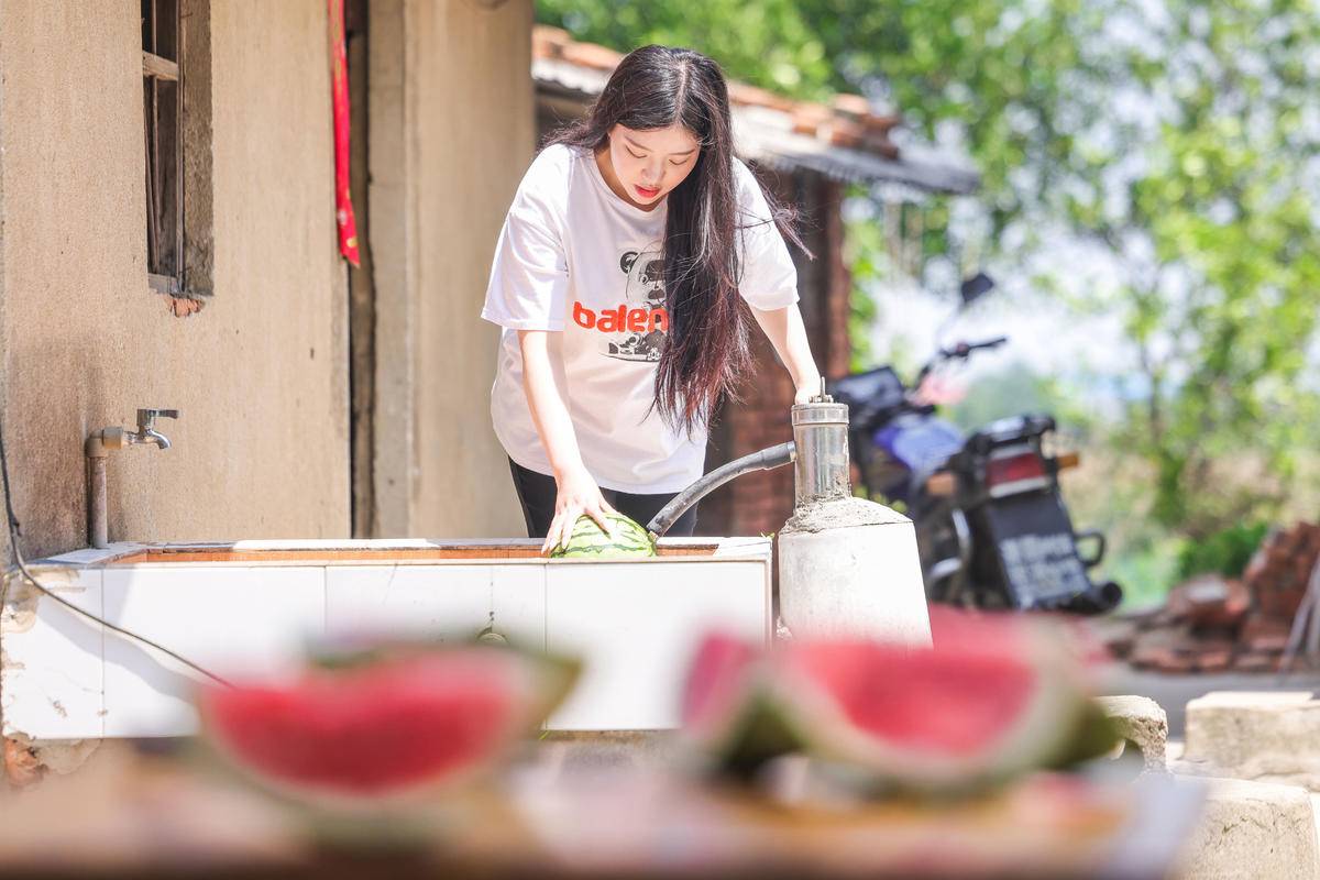 华容区*团蒲**乡，瓜瓜甜到冒泡