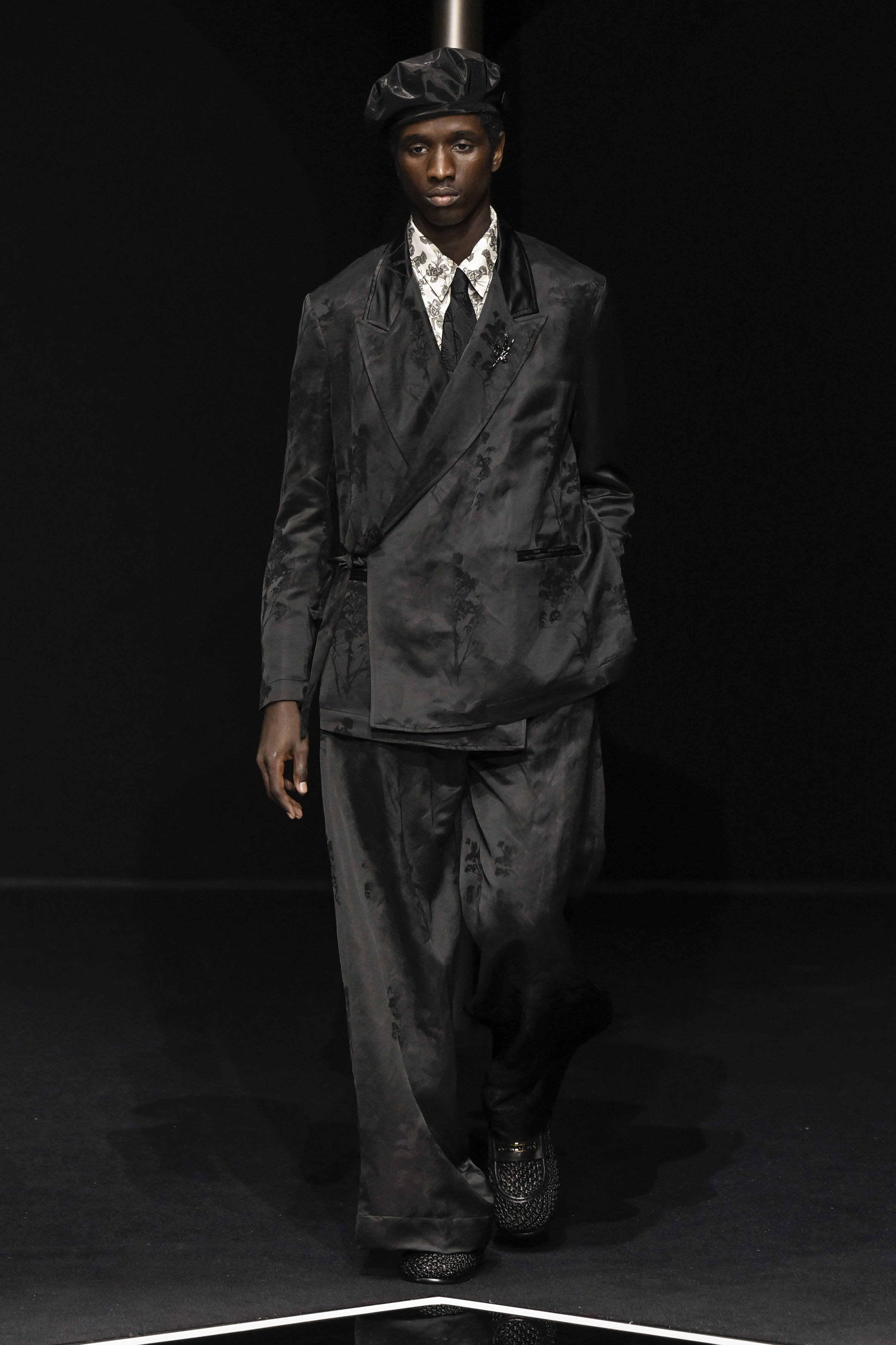 米兰时装周阿玛尼男装秀场,米兰阿玛尼秋冬男装秀