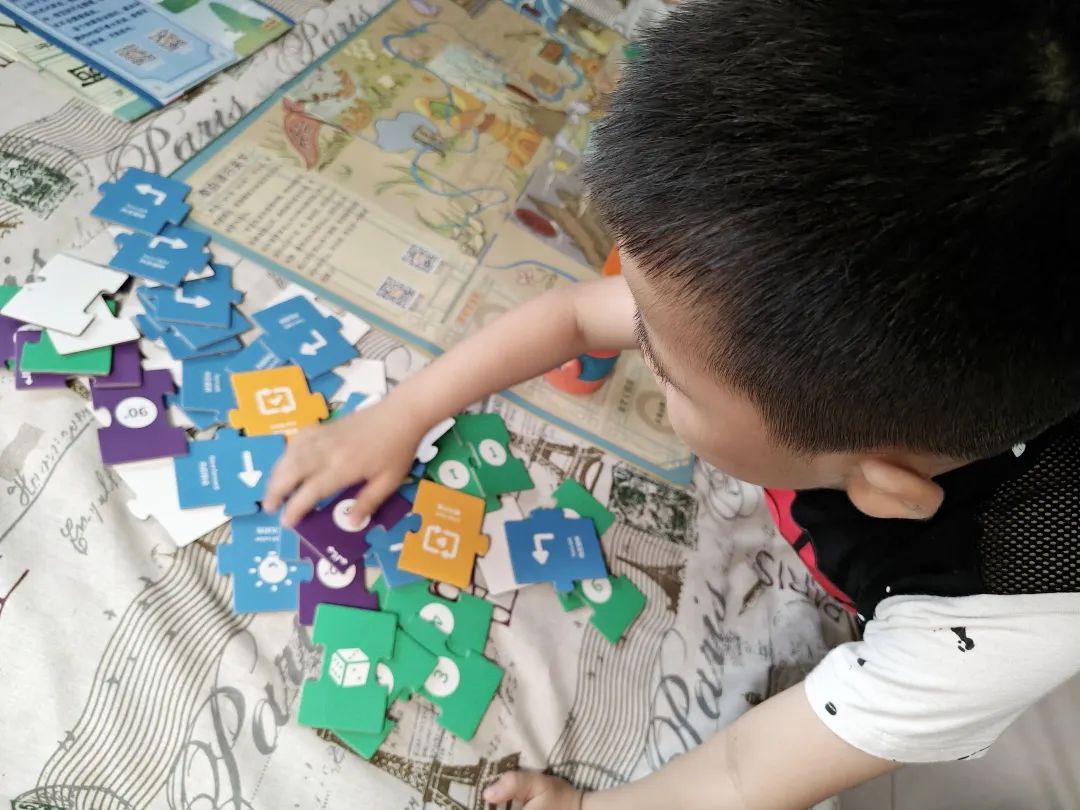 思维编程儿童课程,宝宝早教机器人编程