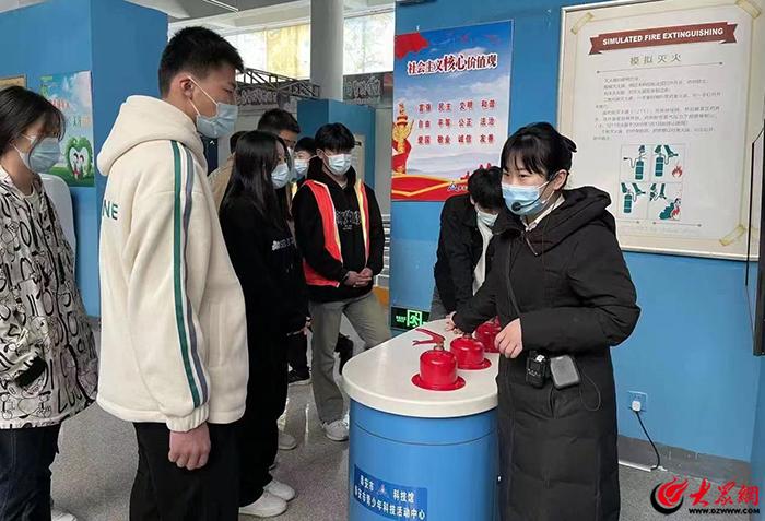 *安泰**市体育局：发挥体育优势助力未成年人思想道德建设