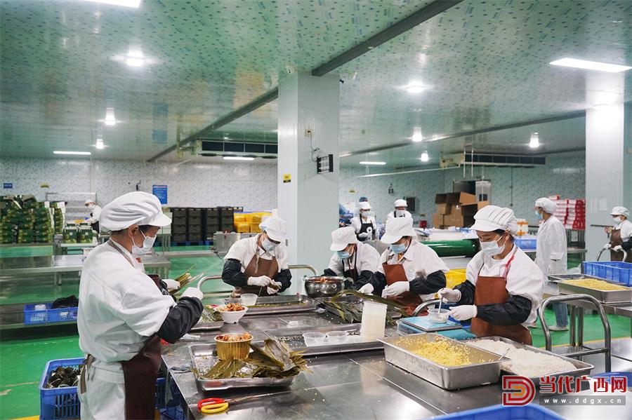 “一道菜”搅动乡村产业“蓝海”