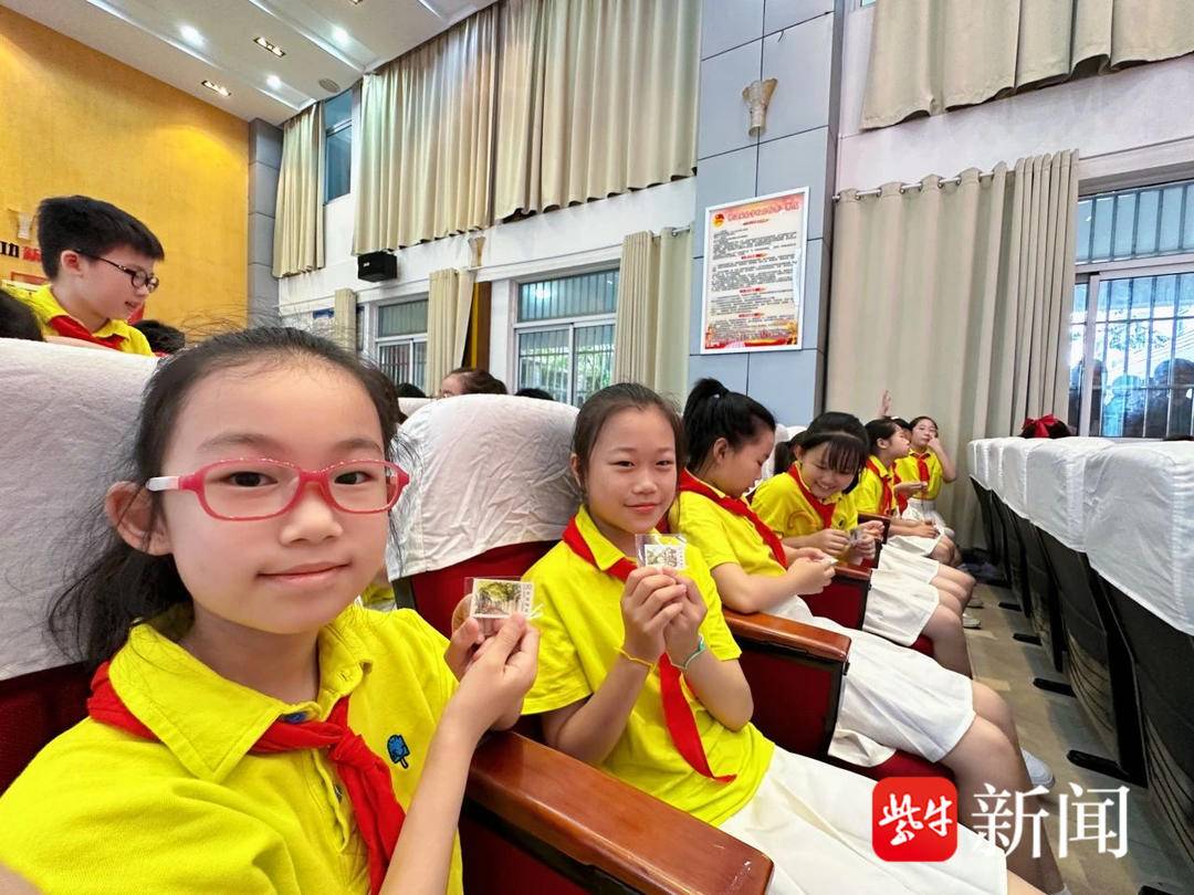 欢乐“邮”你相伴！“红领巾主题邮局”落户镇江实验学校