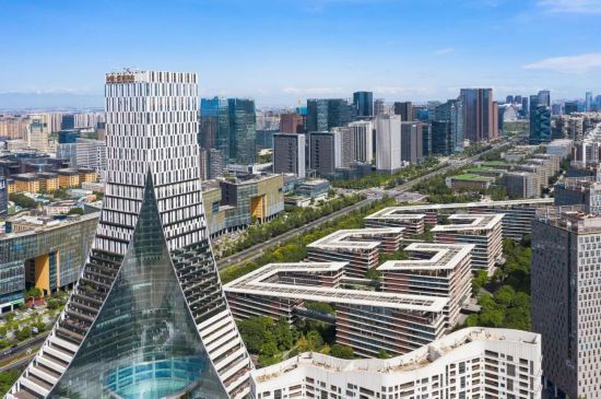 蓉平：奋楫奔向科技创新的“诗与远方”