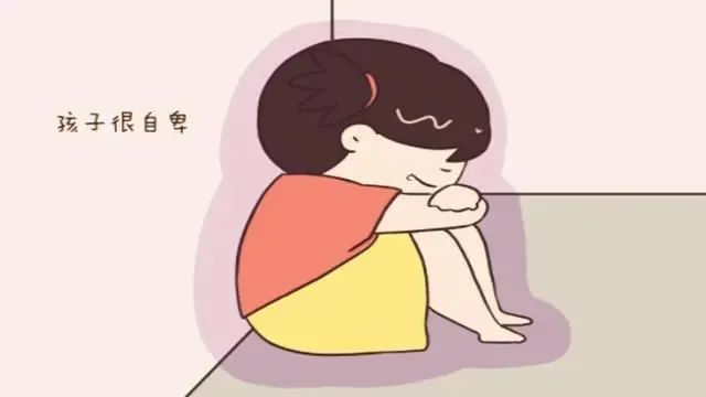 牙齿长小犄角,牙齿侧面长犄角