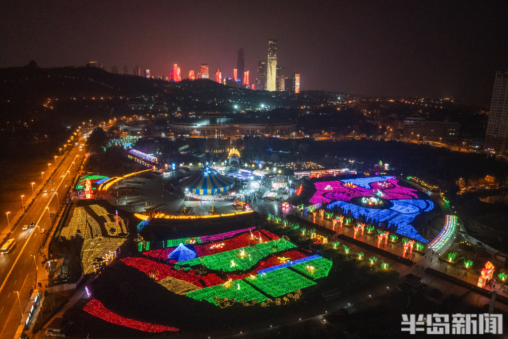 数万人排队争抢,超过200万人抢票