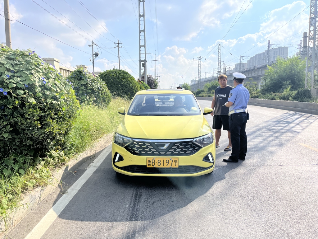 教练车不按规定路线教学会被拘留,教练车不按规定路线教学