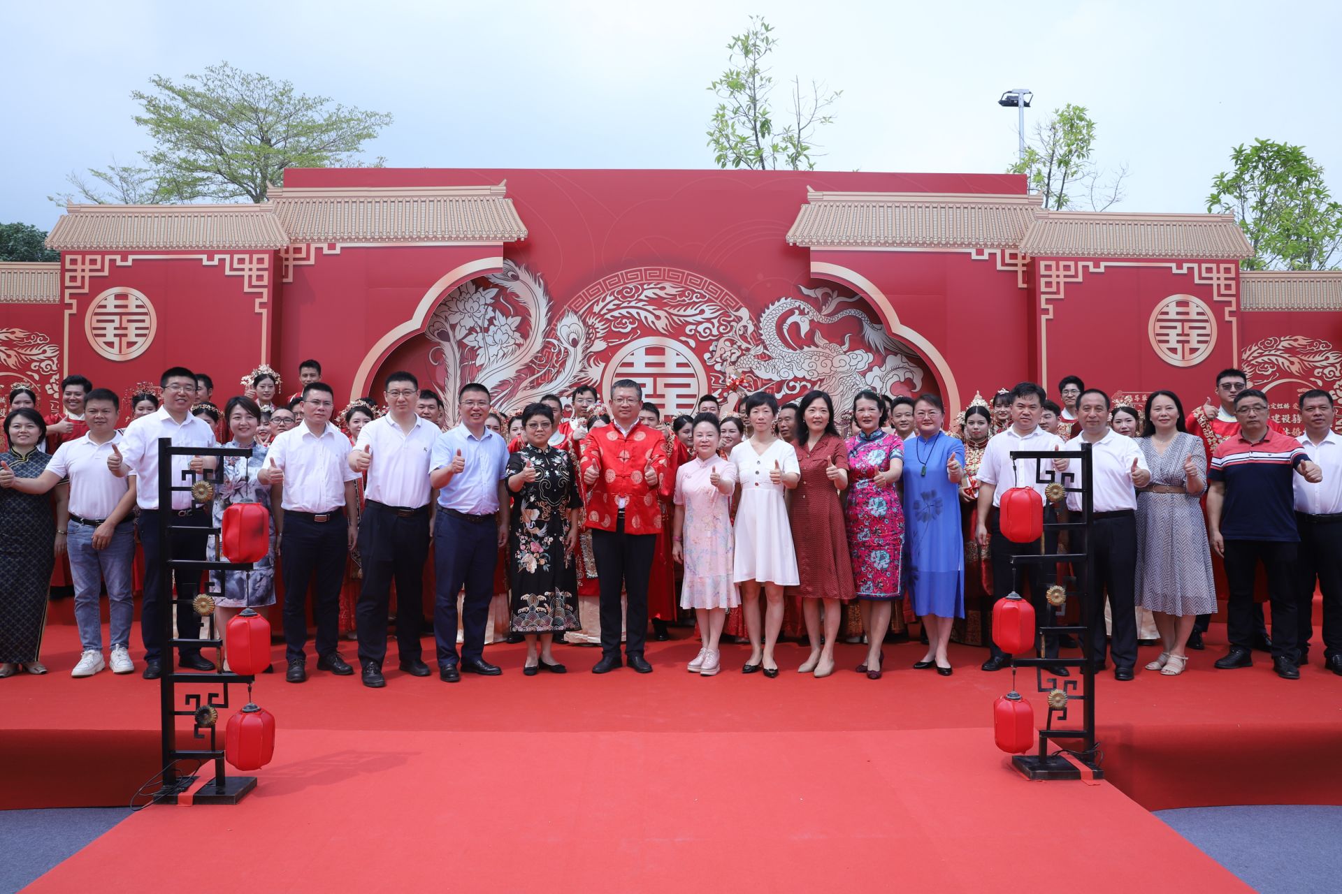 “建”良缘，“圳”幸福！这场深圳建设人的集体婚礼古典又浪漫