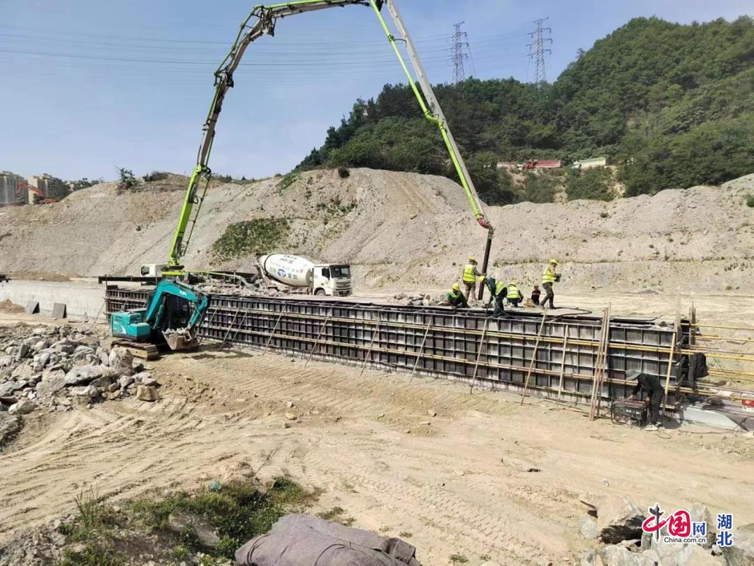 从一张蓝图到盛景呈现,从一纸蓝图到拔地而起