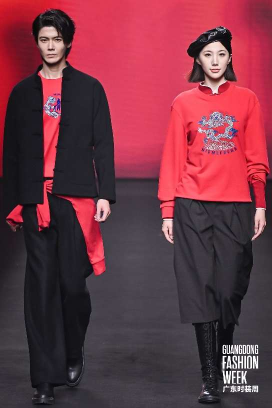 深圳时装周2024春夏系列启幕,北京时装周weekup潮流展